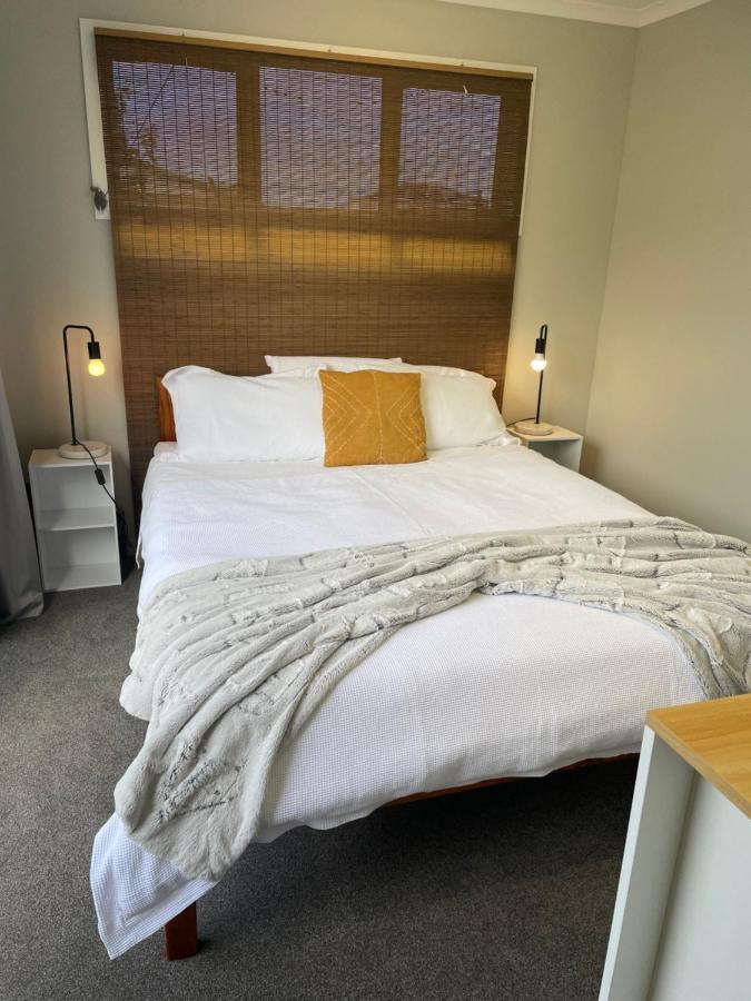 Modern Studio Apartment Motueka Extérieur photo