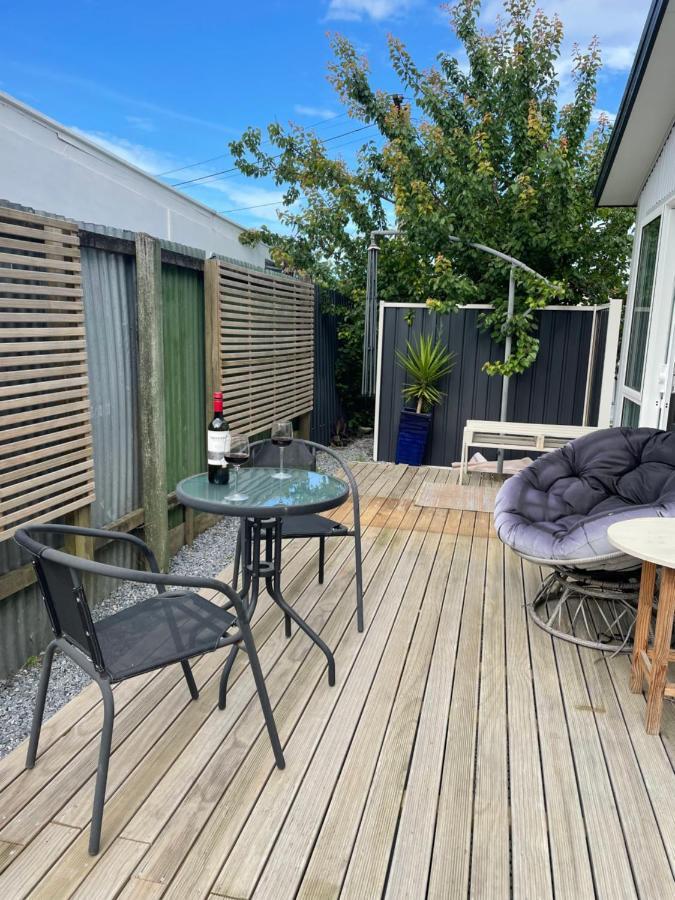 Modern Studio Apartment Motueka Extérieur photo